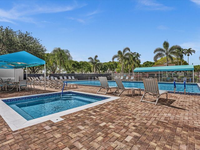 6454 Pointe Pleasant Circle, Delray Beach, FL 33484
