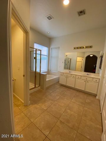 5442 W FAIRVIEW Street, Chandler, AZ 85226