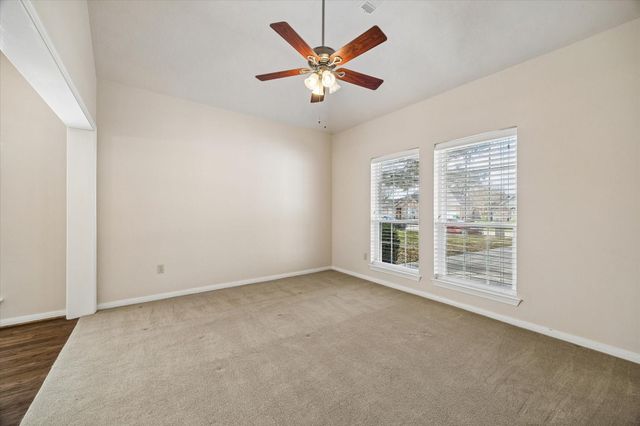 806 Charles Place, Baytown, TX 77521