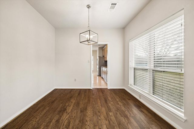 806 Charles Place, Baytown, TX 77521