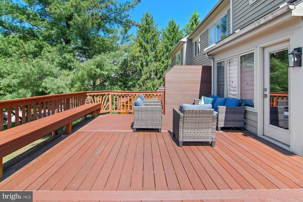 Image 27 of property listing at 108 LANCEFIELD RD, Baltimore, MD 21209