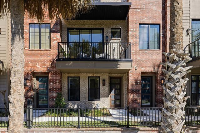 64 N PARK AVENUE, Winter Garden, FL 34787