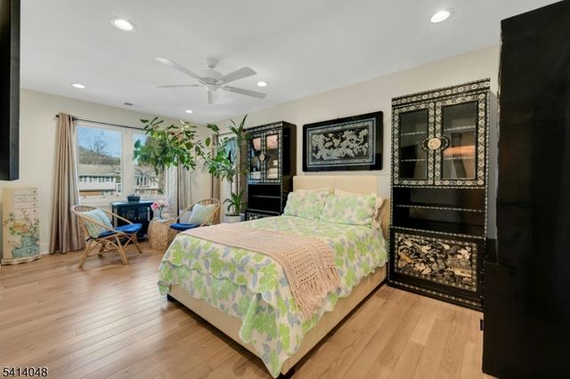 586 W Shore Trl, Sparta Twp., NJ 07871