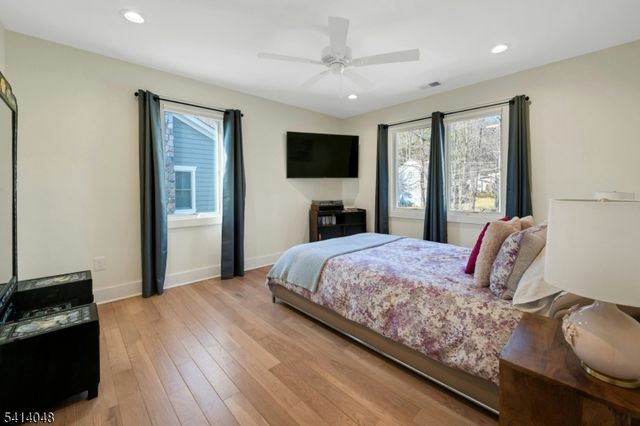 586 W Shore Trl, Sparta Twp., NJ 07871