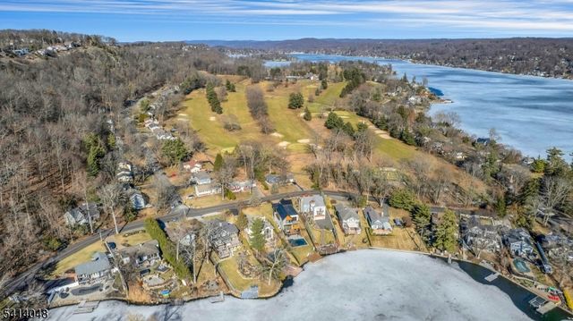 586 W Shore Trl, Sparta Twp., NJ 07871