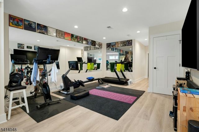 586 W Shore Trl, Sparta Twp., NJ 07871