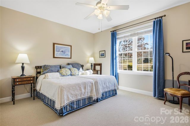 183 Williams Meadow Loop, Hendersonville, NC 28739