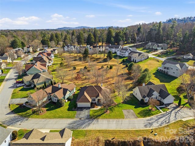 183 Williams Meadow Loop, Hendersonville, NC 28739