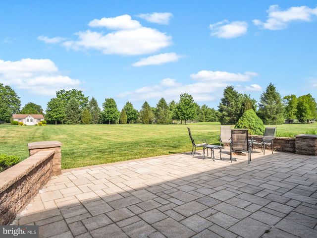 365 S MIDDLESEX ROAD, Carlisle, PA 17015