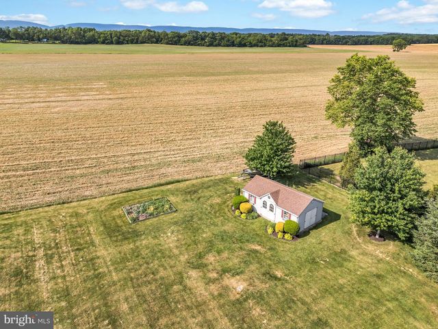 365 S MIDDLESEX ROAD, Carlisle, PA 17015