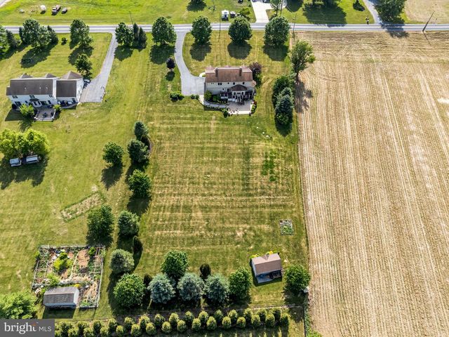 365 S MIDDLESEX ROAD, Carlisle, PA 17015