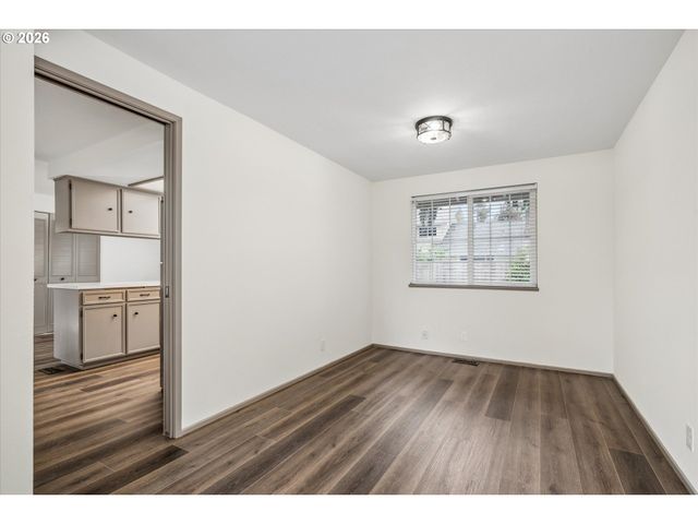 536 66TH St, Springfield, OR 97478