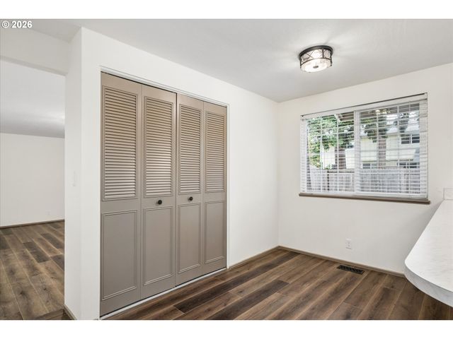 536 66TH St, Springfield, OR 97478