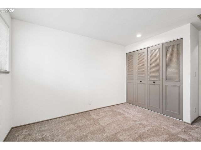 536 66TH St, Springfield, OR 97478