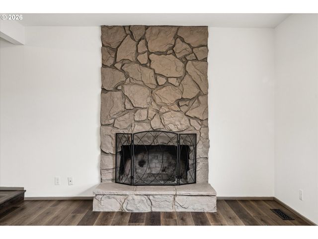 536 66TH St, Springfield, OR 97478