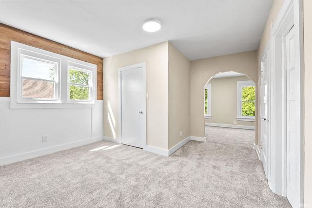 2817 John Street, Fort Wayne, IN 46806
