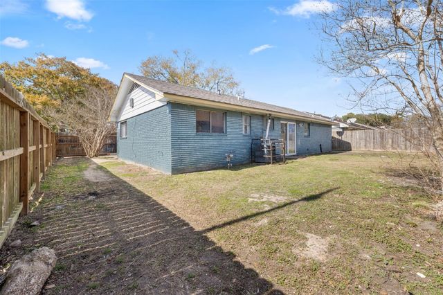 9802 Lum Lane, Houston, TX 77078