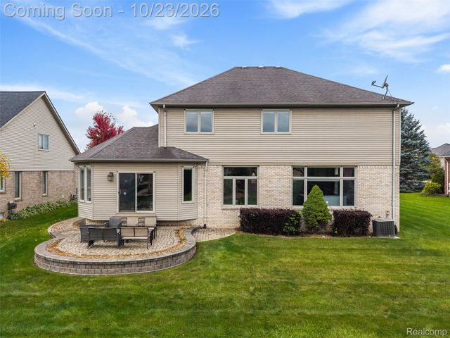 56328 Tournament Lane, Macomb Township, MI 48042