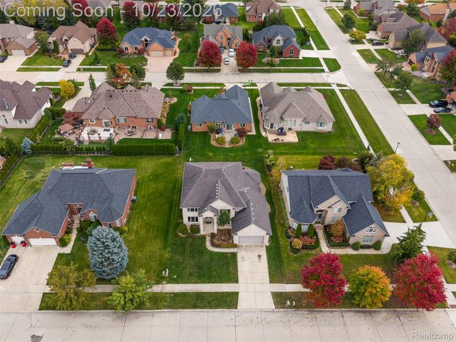 56328 Tournament Lane, Macomb Township, MI 48042