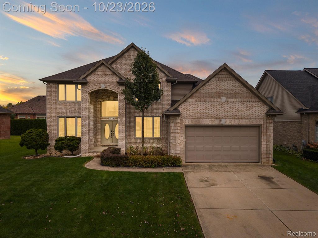 56328 Tournament Lane, Macomb Township, MI 48042