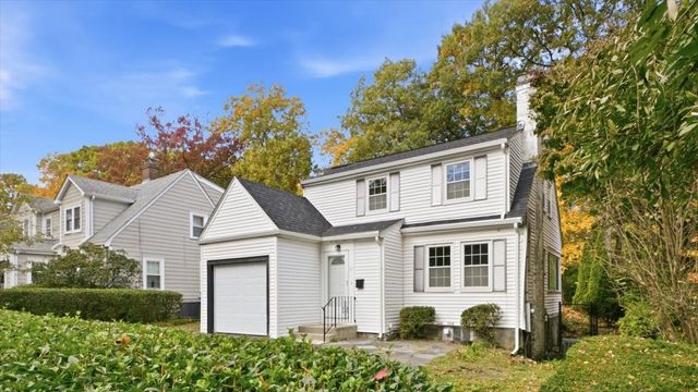 77 Payson Rd, Brookline, MA 02467