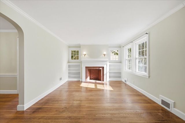 77 Payson Rd, Brookline, MA 02467