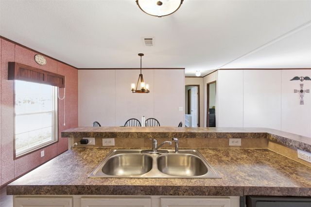 1409 South Drive, Venus, TX 76084