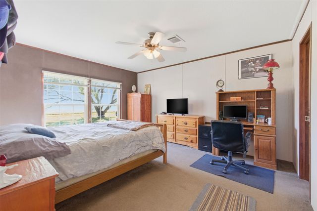 1409 South Drive, Venus, TX 76084