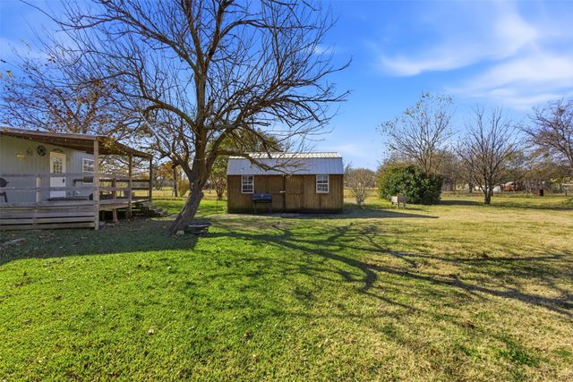 1409 South Drive, Venus, TX 76084