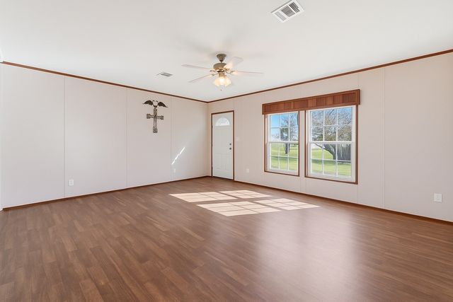 1409 South Drive, Venus, TX 76084