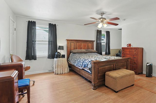 730 S Elizabeth St, Wichita, KS 67213