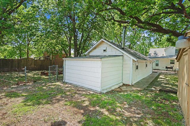730 S Elizabeth St, Wichita, KS 67213