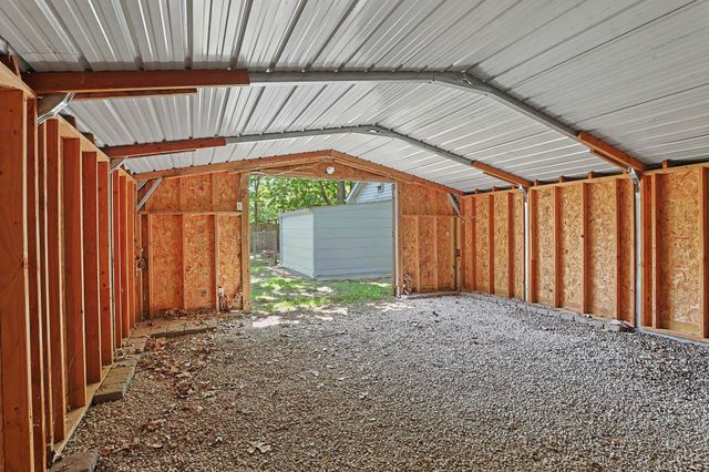 730 S Elizabeth St, Wichita, KS 67213