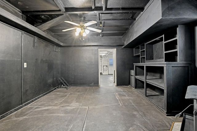 730 S Elizabeth St, Wichita, KS 67213