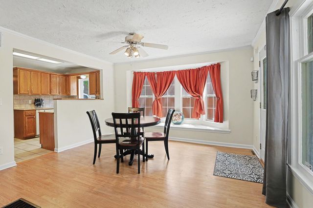 730 S Elizabeth St, Wichita, KS 67213
