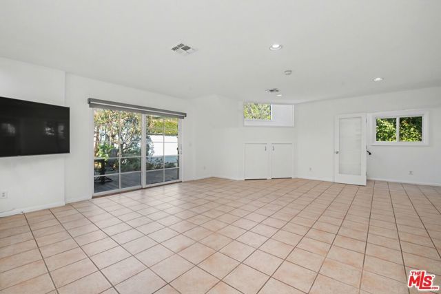 10543 Almayo Avenue, Los Angeles, CA 90064