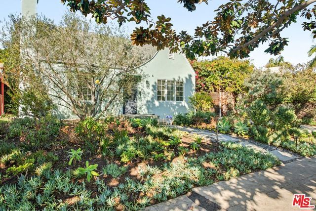 10543 Almayo Avenue, Los Angeles, CA 90064