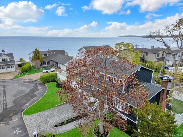 9 Sea Wall Lane, Bayville, NY 11709