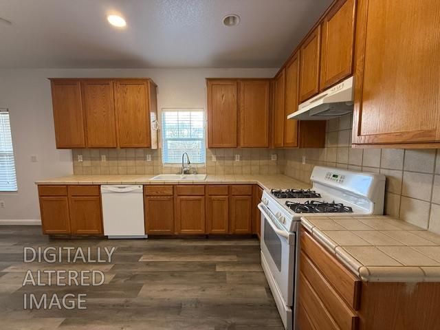 4650 Debralee Way, Sacramento, CA 95838