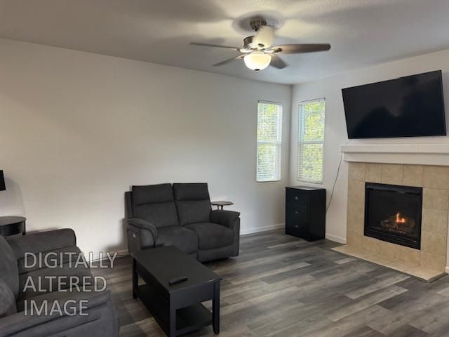 4650 Debralee Way, Sacramento, CA 95838