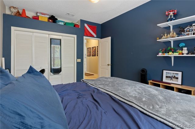 2460 W Pine Ridge Boulevard, Beverly Hills, FL 34465