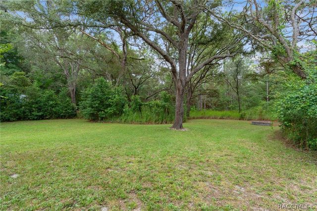 2460 W Pine Ridge Boulevard, Beverly Hills, FL 34465