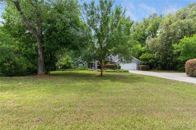 2460 W Pine Ridge Boulevard, Beverly Hills, FL 34465