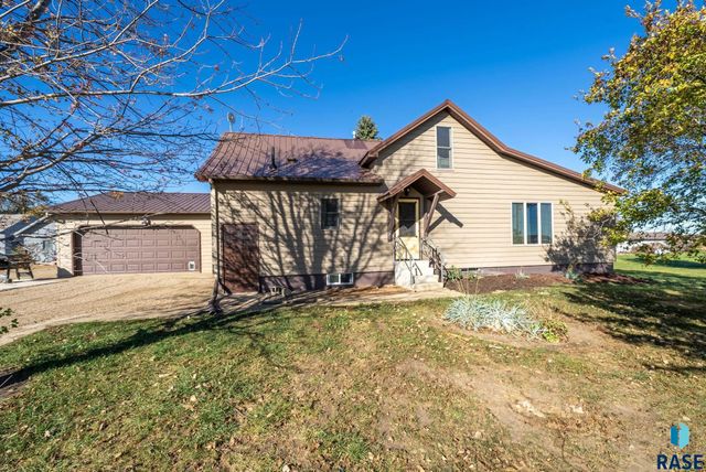 46338 278th St Street, Lennox, SD 57039