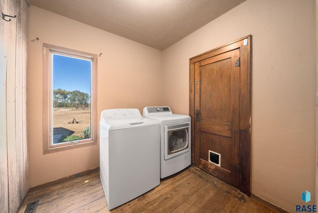 46338 278th St Street, Lennox, SD 57039