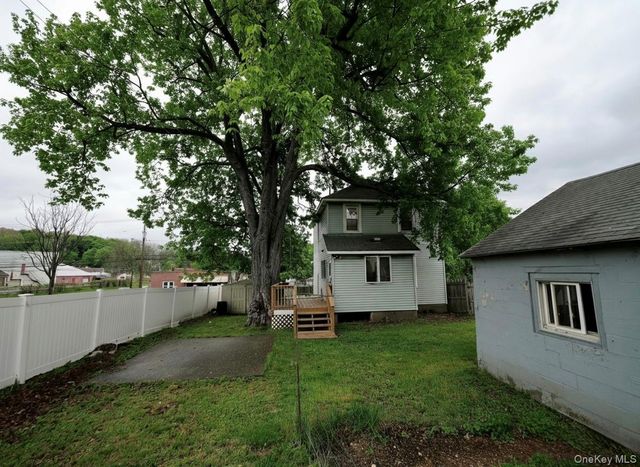 809 South Street, Newburgh, NY 12550