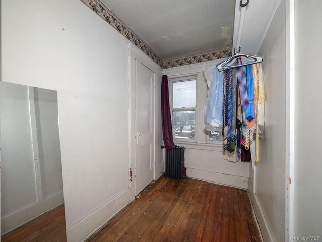 809 South Street, Newburgh, NY 12550