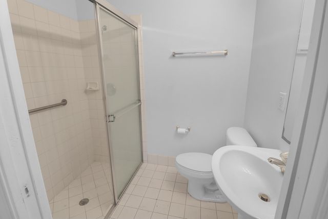 1033 NE 17th Way 1204, Fort Lauderdale, FL 33304