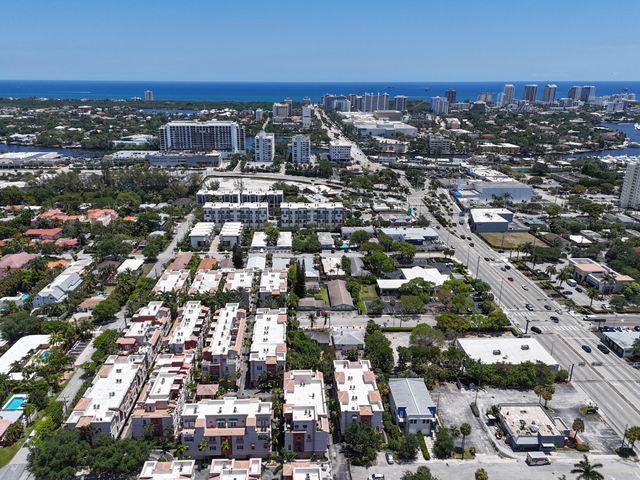 1033 NE 17th Way 1204, Fort Lauderdale, FL 33304