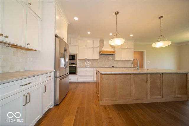 10586 Jacks Way, Indianapolis, IN 46234